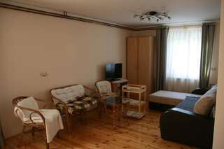 Дома для отпуска Guest House Sergey Колашин Дом с 4 спальнями-114