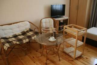 Дома для отпуска Guest House Sergey Колашин Дом с 4 спальнями-115