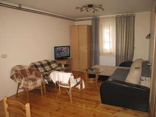 Дома для отпуска Guest House Sergey Колашин Дом с 4 спальнями-87